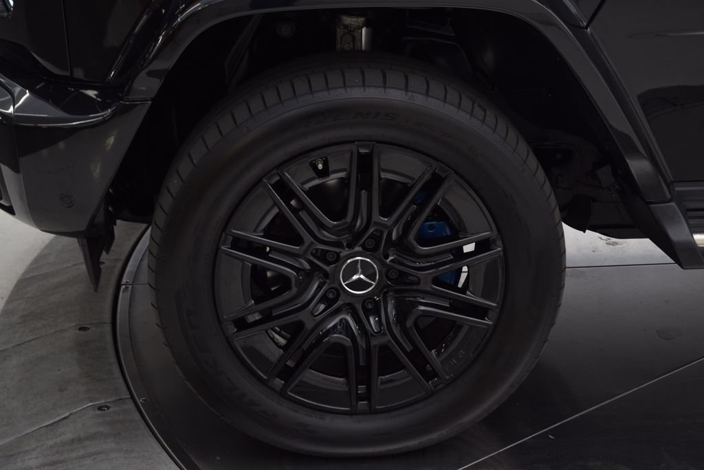 Used 2025 Mercedes-Benz G 580 w/ EQ Technology image 11