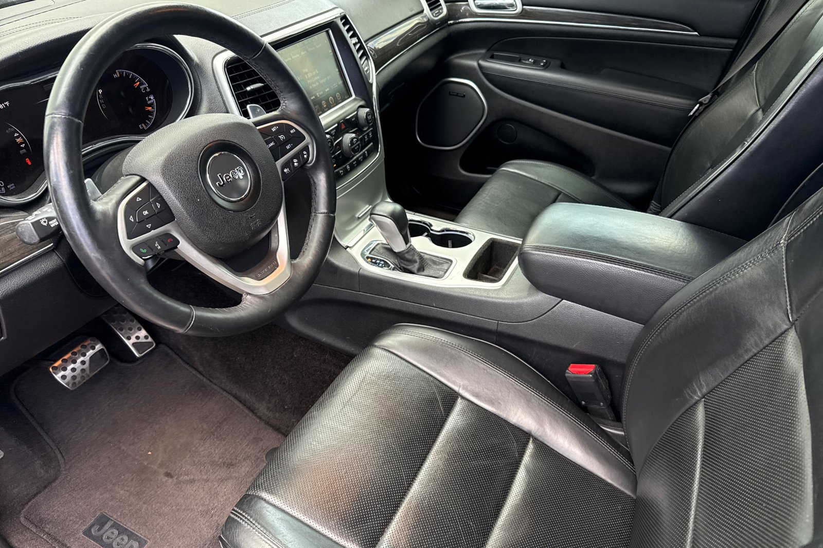 Used 2016 Jeep Grand Cherokee High Altitude RWD image 11