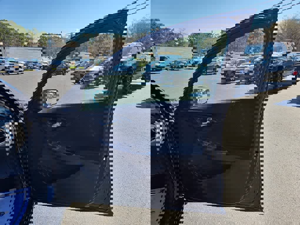 Used 2022 Chevrolet Malibu LS image 23