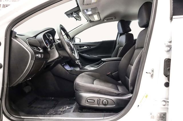 Used 2023 Chevrolet Malibu LT image 13