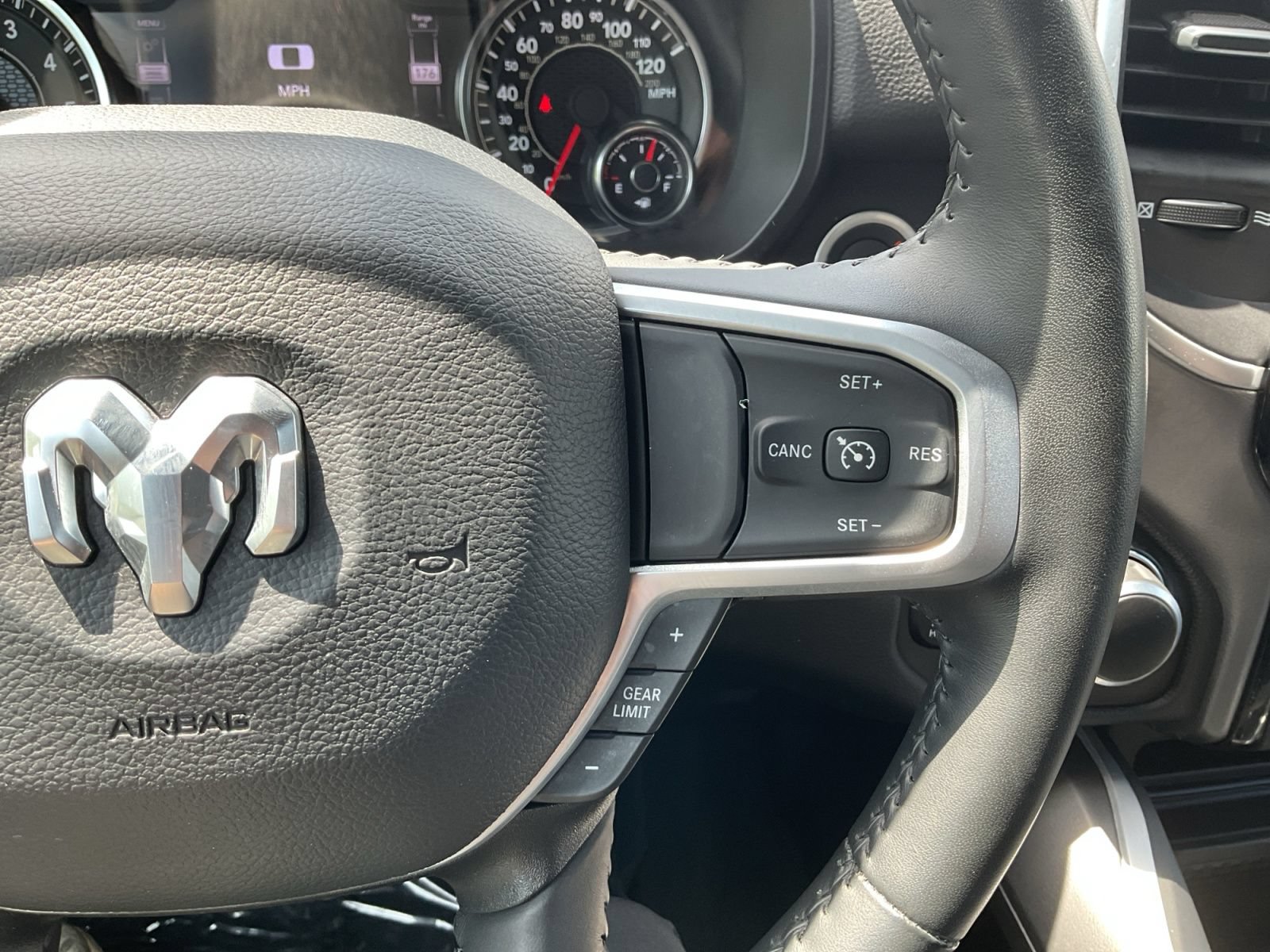 Used 2023 RAM 1500 Big Horn AWD/4WD image 17