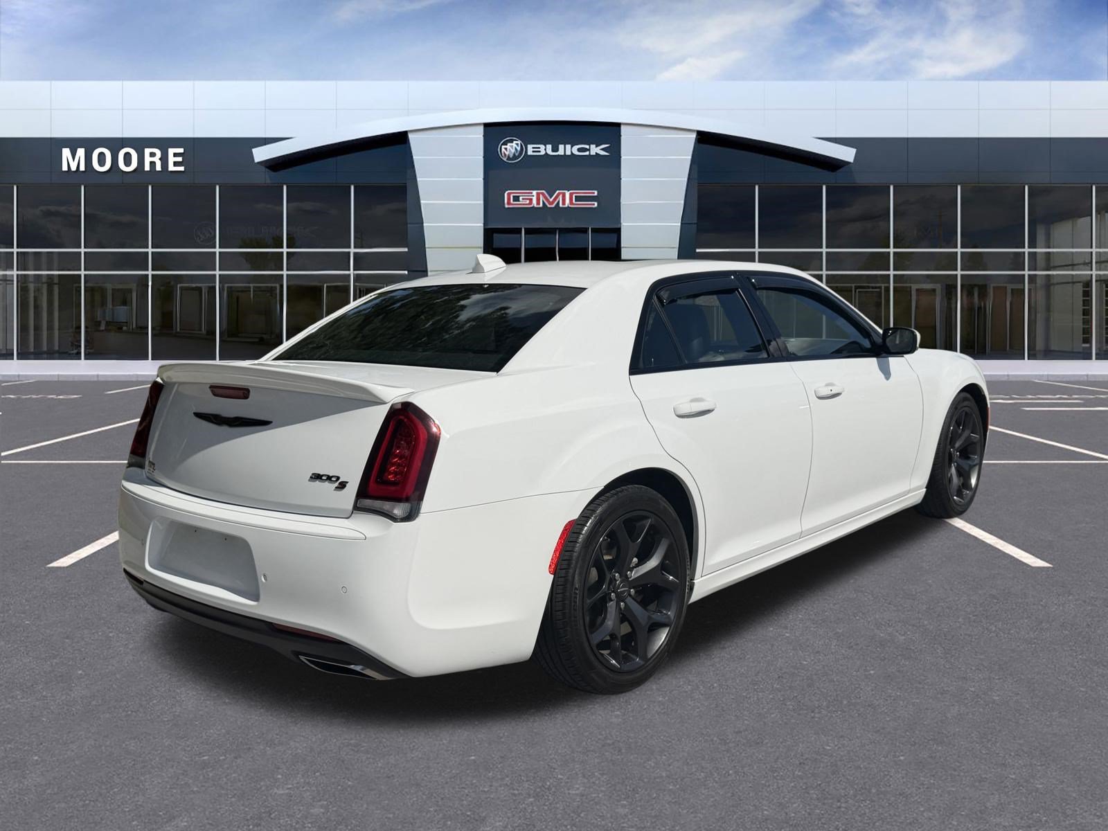Used 2022 Chrysler 300 S RWD image 3