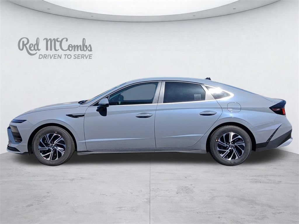 New 2026 Hyundai Sonata Blue FWD image 3