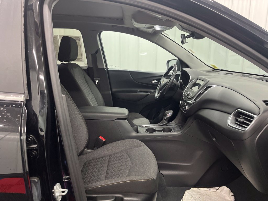 Used 2022 Chevrolet Equinox LT FWD image 11