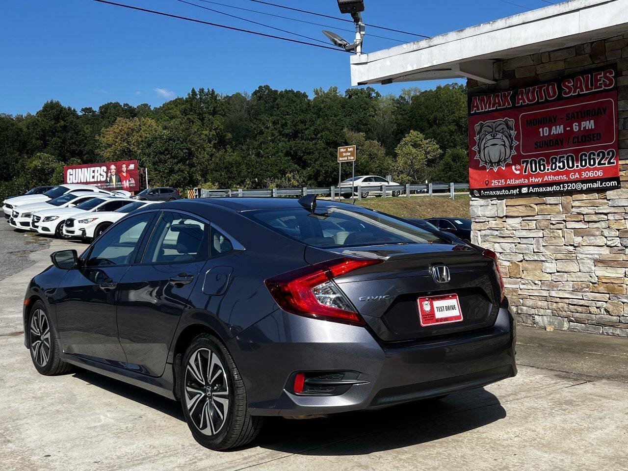 Used 2017 Honda Civic EX-T image 4