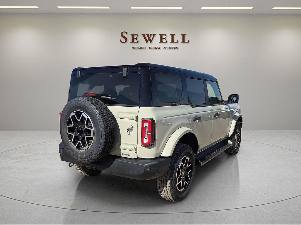 New 2026 Ford Bronco Outer Banks AWD/4WD image 4