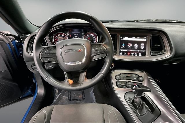 Used 2023 Dodge Challenger SXT RWD image 10
