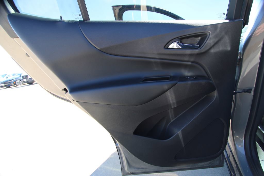 Used 2018 Chevrolet Equinox LT image 39