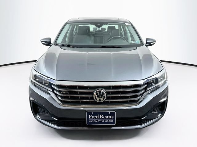 Used 2020 Volkswagen Passat 2.0T R-Line FWD image 2