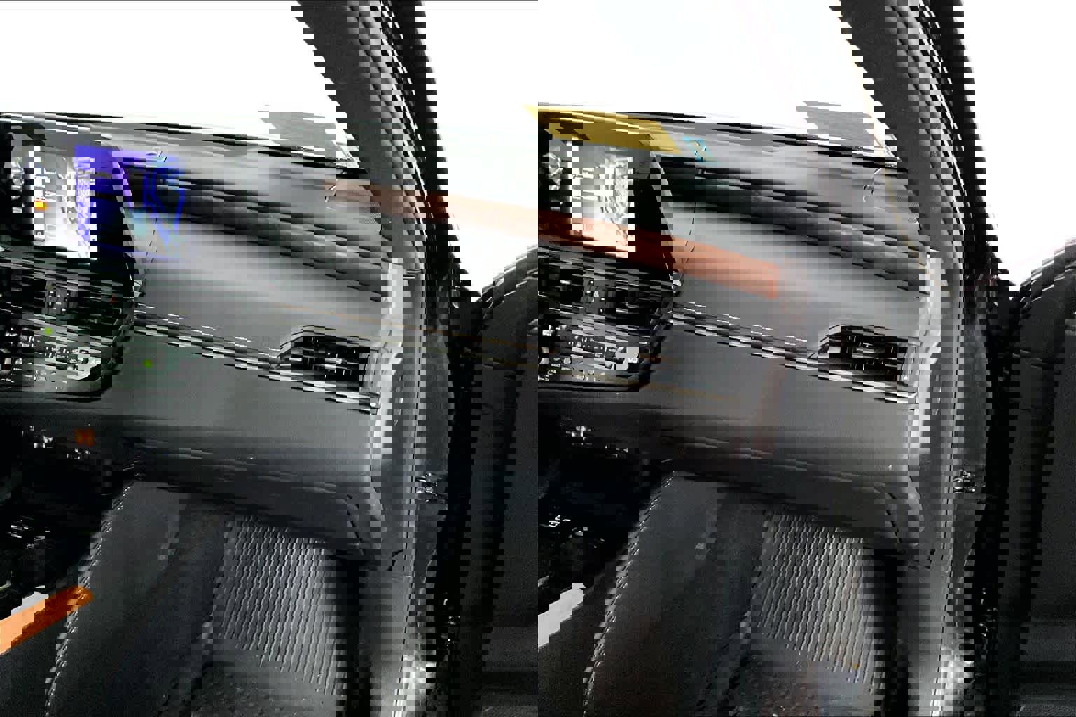 Used 2023 Lexus ES 350 w/ Premium Package image 18