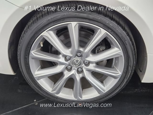 Used 2016 Lexus RC 300 AWD w/ Premium Package image 10