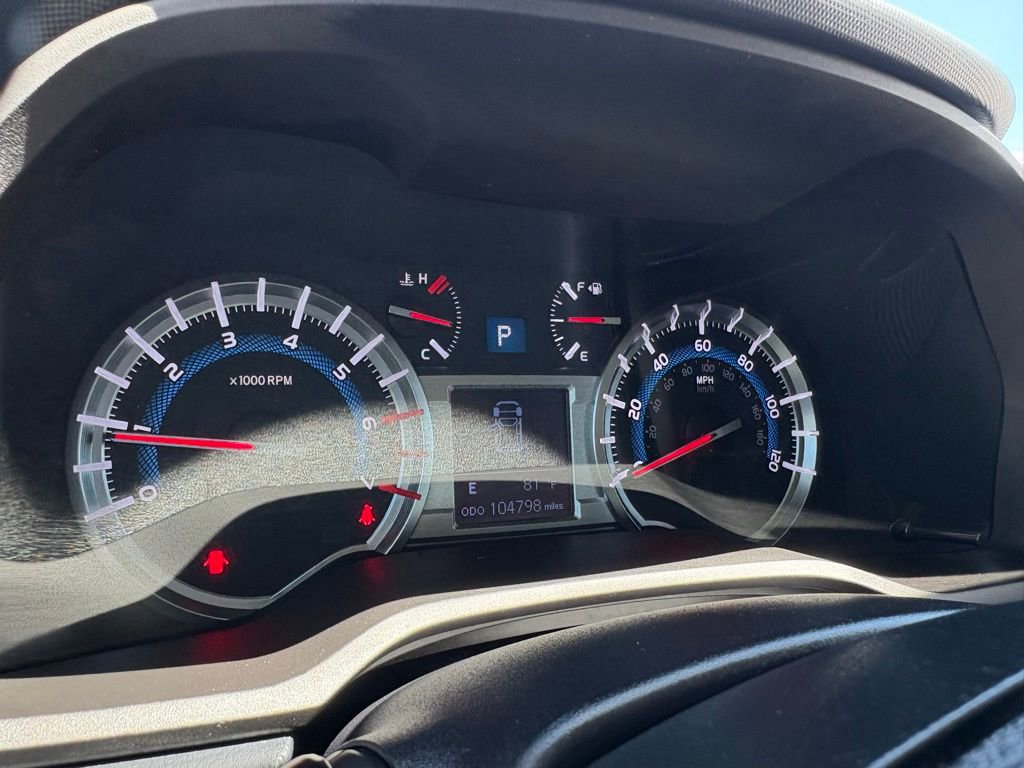Used 2018 Toyota 4Runner TRD Off-Road AWD/4WD image 19