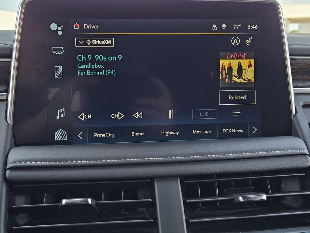 Used 2024 Chevrolet Tahoe Premier AWD/4WD image 21