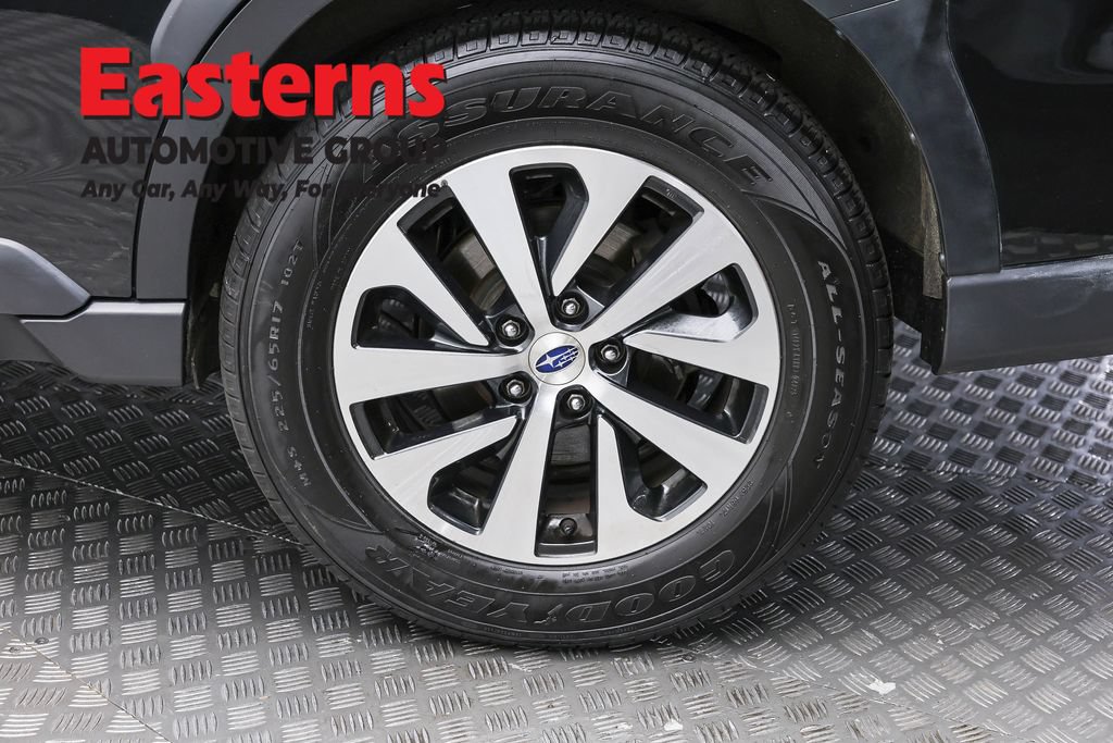 Used 2023 Subaru Outback Premium AWD/4WD image 8