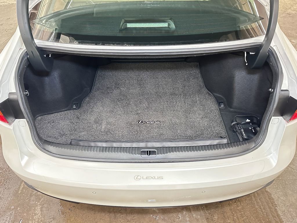 Used 2020 Lexus IS 300 AWD w/ Navigation Package image 18