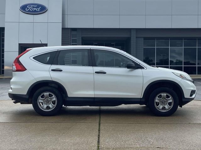 Used 2016 Honda CR-V LX image 2