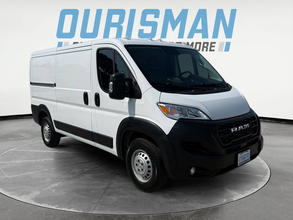 Used 2025 RAM ProMaster 2500 w/ Convenience Group