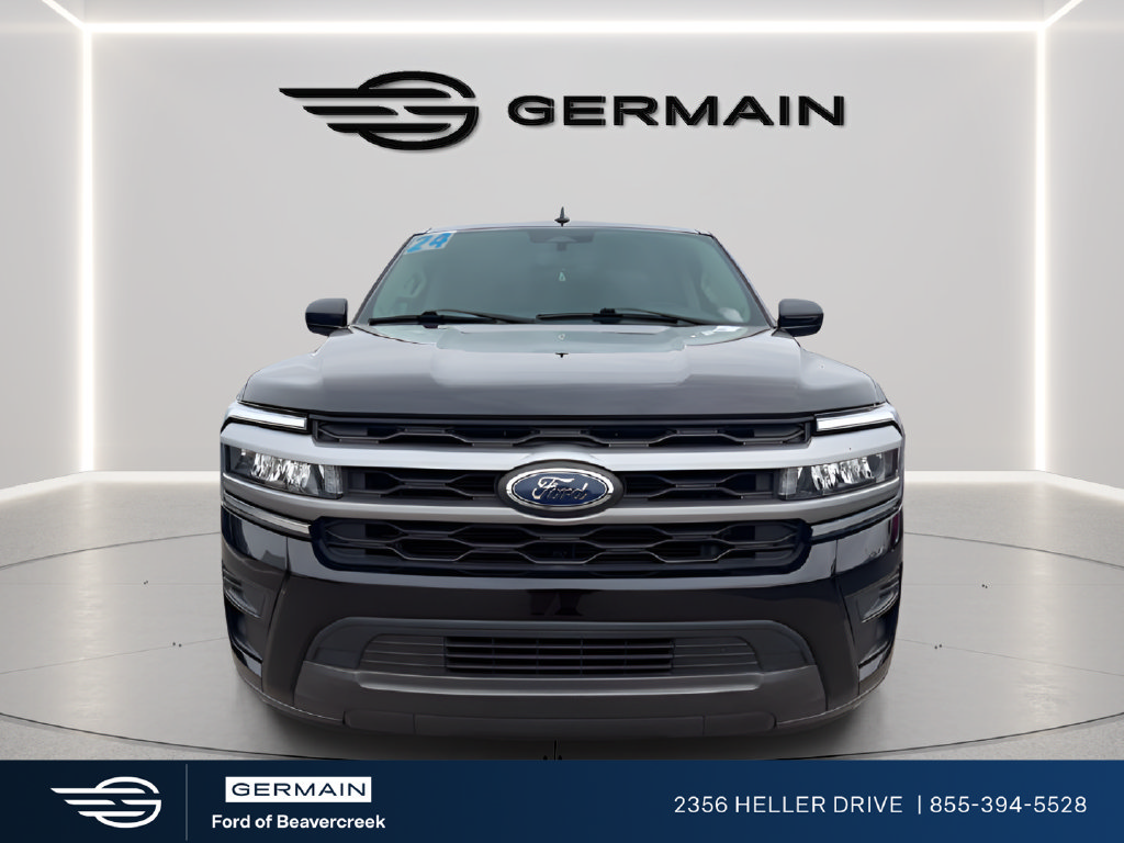 Used 2024 Ford Expedition XLT AWD/4WD image 2