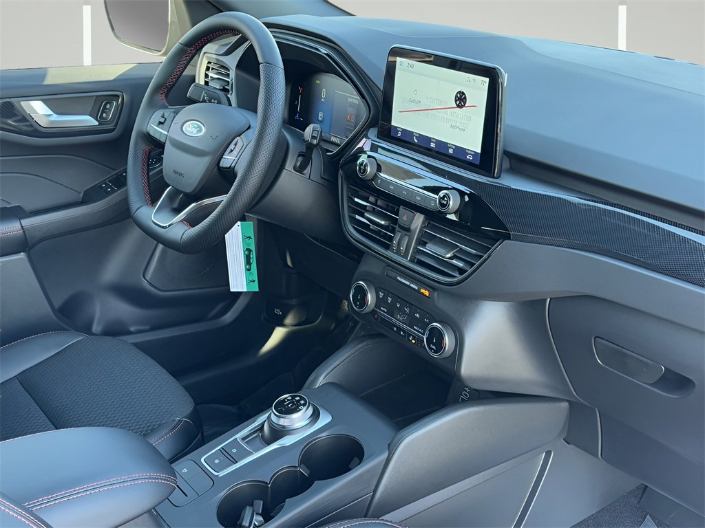 New 2025 Ford Escape ST-Line w/ Equipment Group 301A image 6