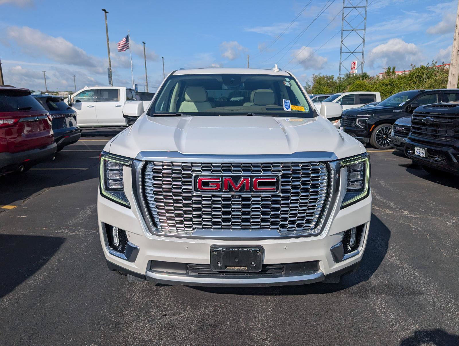 Used 2023 GMC Yukon Denali w/ Max Trailering Package AWD/4WD image 2