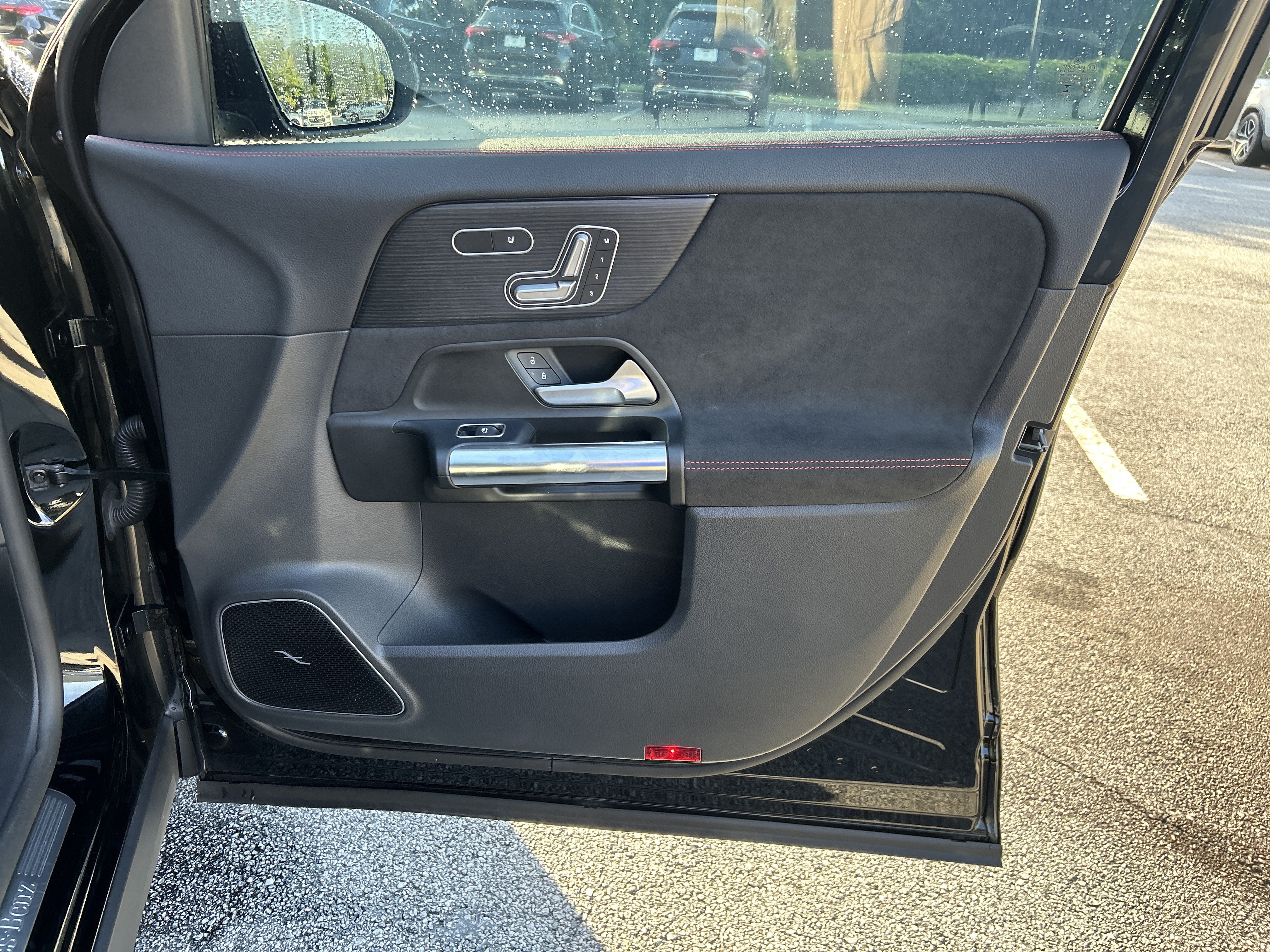 Certified 2021 Mercedes-Benz GLA 250 4MATIC image 46