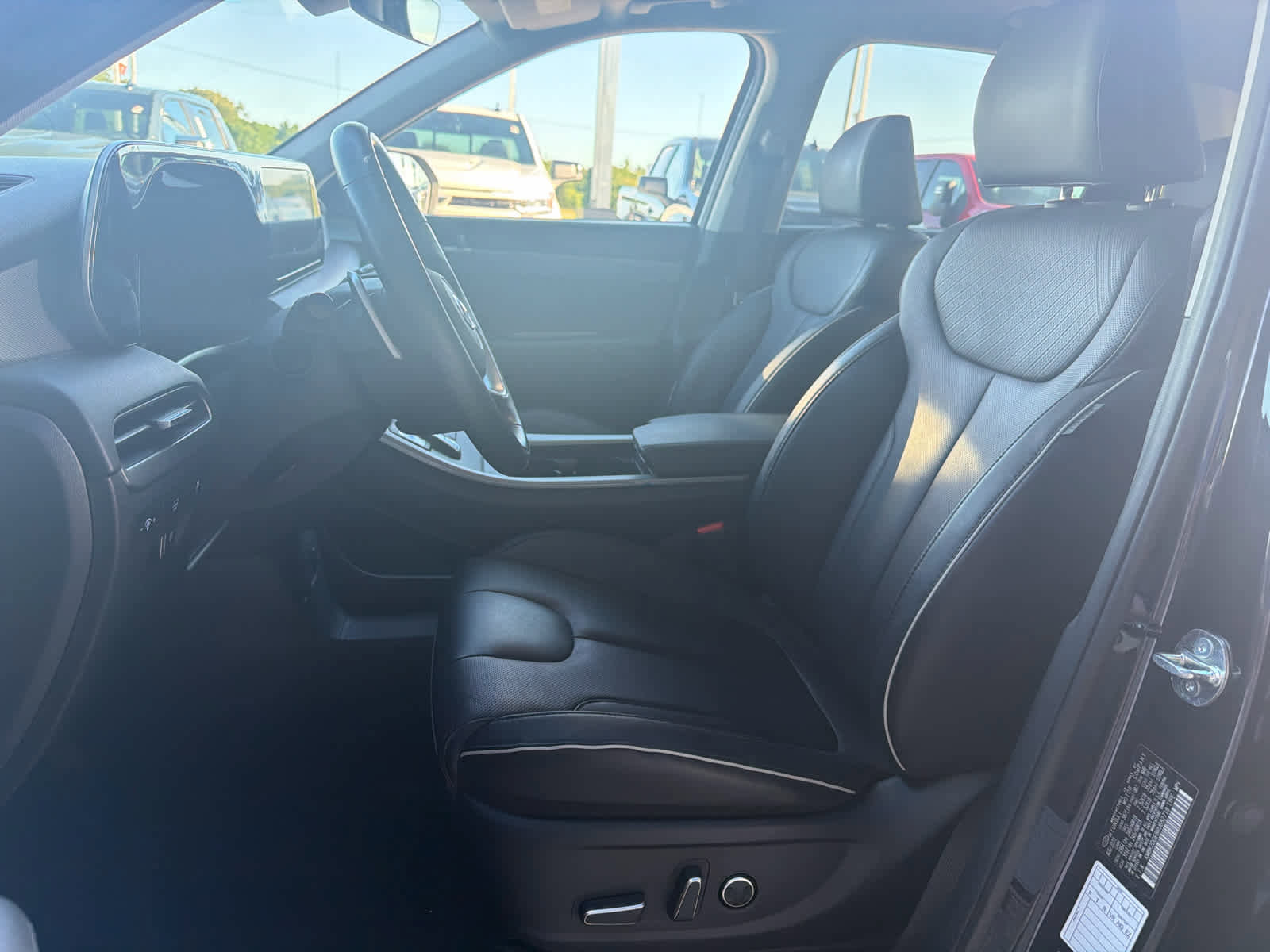 Used 2024 Hyundai Palisade SEL AWD/4WD image 14