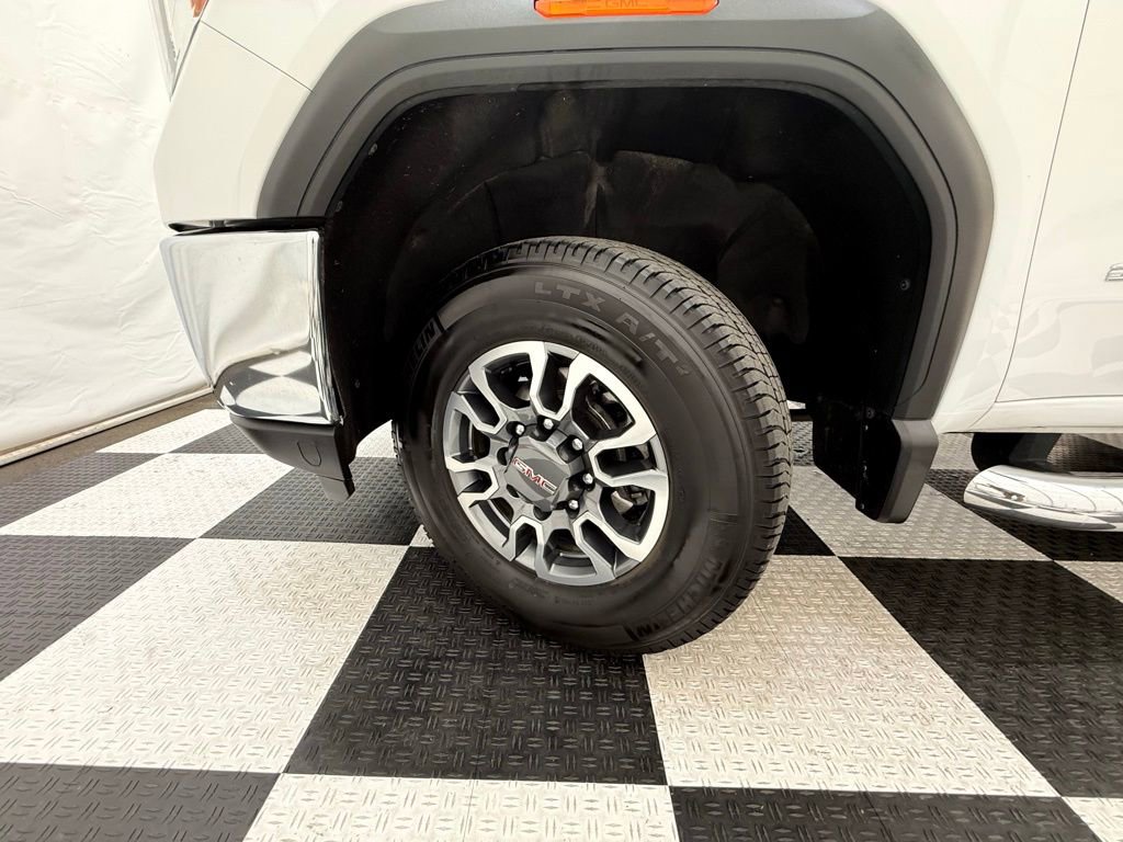 Used 2022 GMC Sierra 2500 SLE w/ SLE Convenience Package image 10