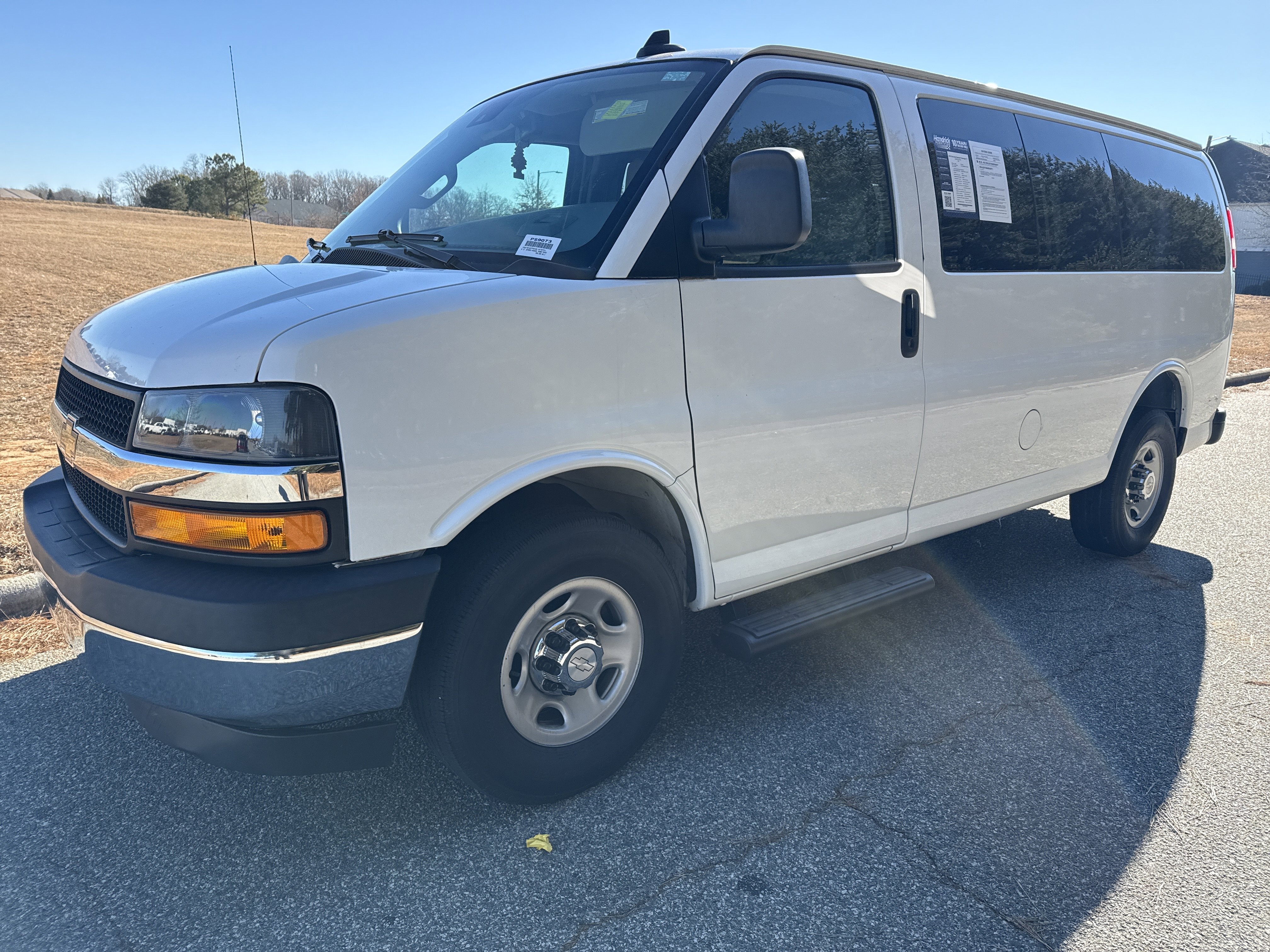 Used 2019 Chevrolet Express 2500 LT w/ LT Preferred Equipment Group image 5