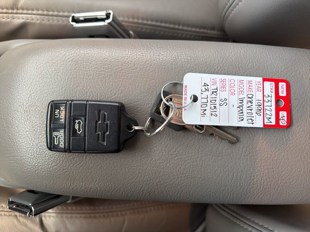 Used 1996 Chevrolet Impala SS RWD image 17