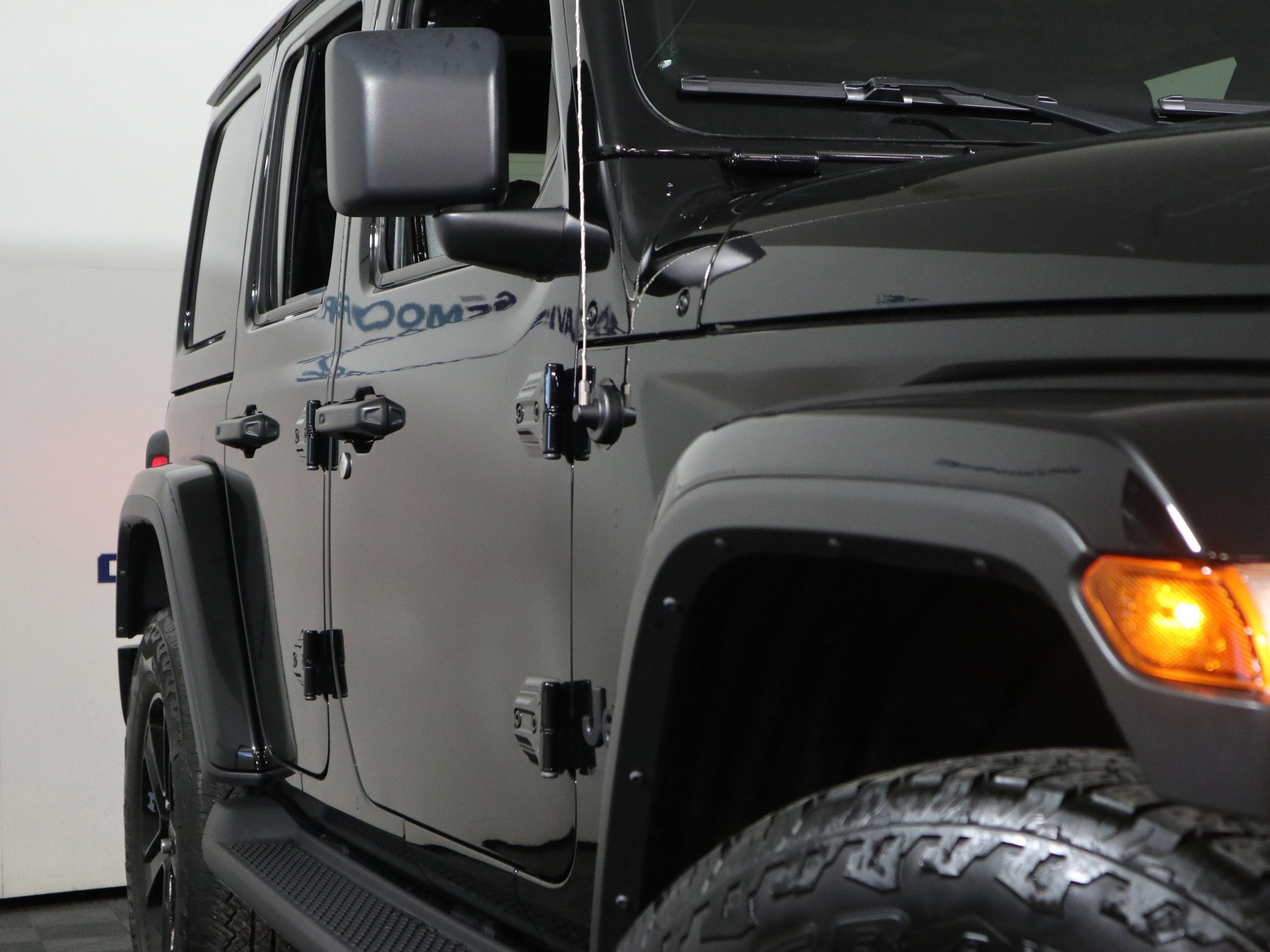 Used 2021 Jeep Wrangler Unlimited Sahara image 3