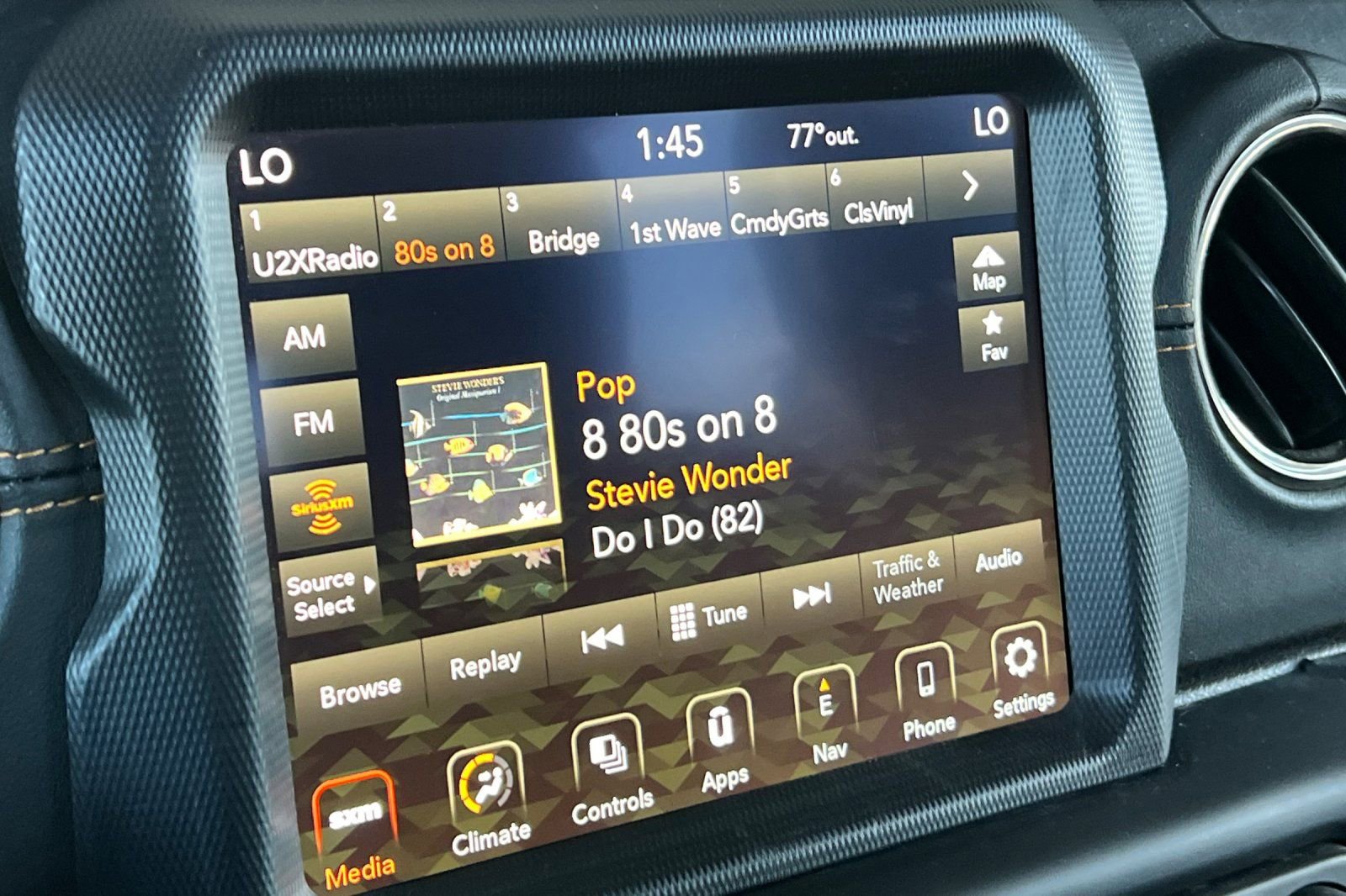 Used 2021 Jeep Wrangler Unlimited Sahara image 21