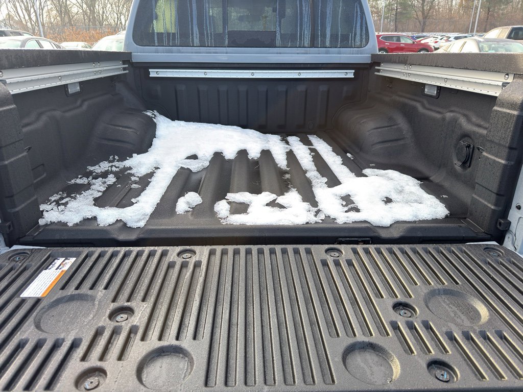 New 2026 Nissan Frontier PRO-4X w/ Pro-4x Convenience Package image 11