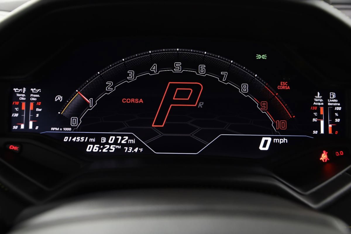 Used 2023 Lamborghini Huracan EVO image 29