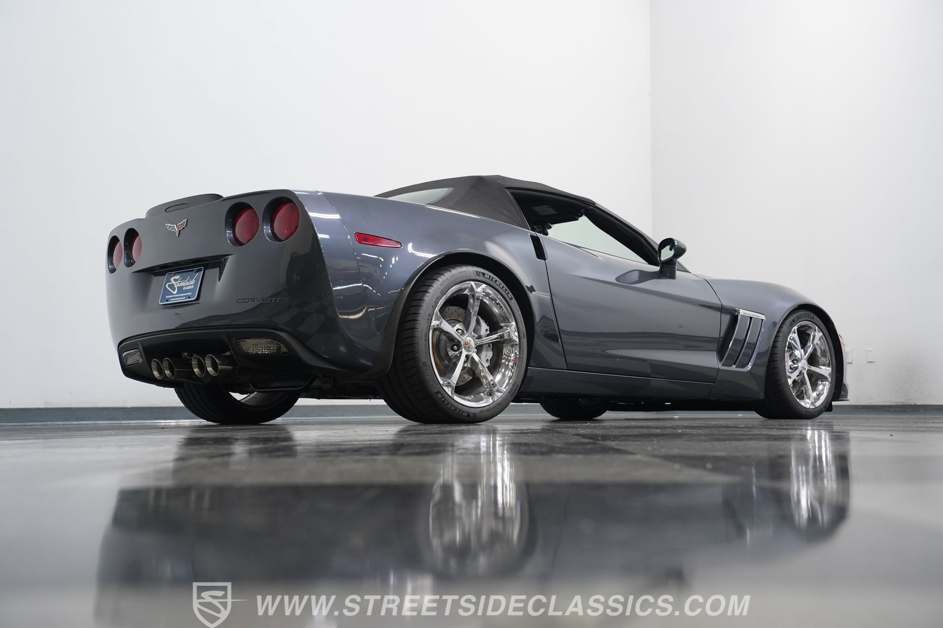 Used 2012 Chevrolet Corvette Grand Sport w/ 3LT Preferred Equipment Group RWD image 25