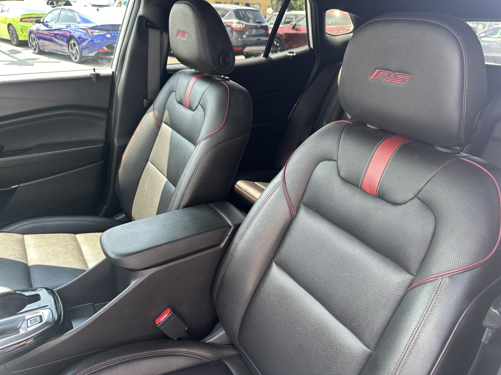 Used 2025 Chevrolet Trax RS w/ Driver Confidence Package FWD image 17