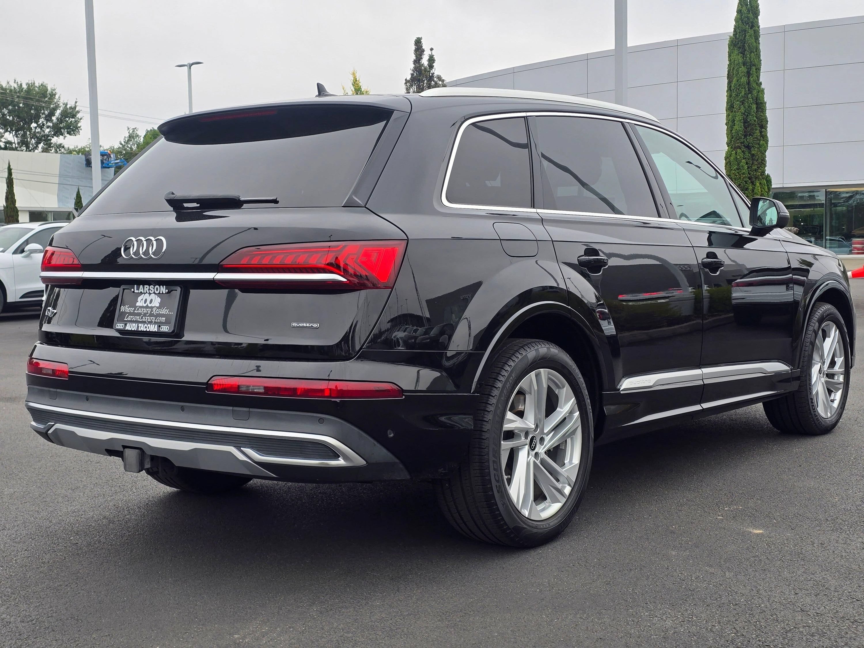 Used 2023 Audi Q7 3.0T Premium Plus w/ Premium Plus Package AWD/4WD image 5