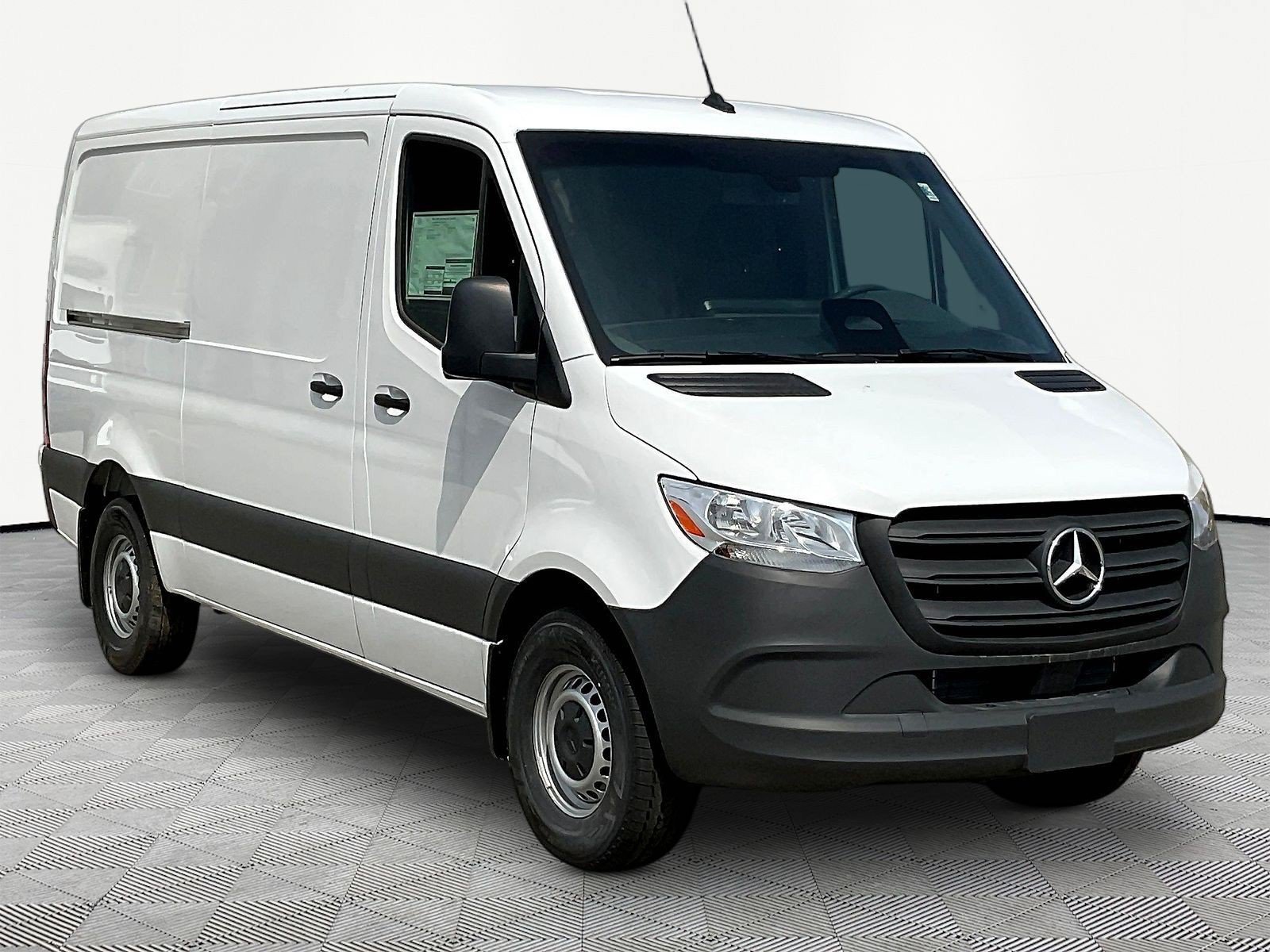 New 2026 Mercedes-Benz Sprinter 2500 image 3
