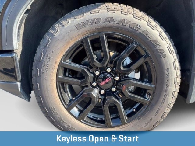 Used 2025 GMC Sierra 1500 Elevation AWD/4WD image 17