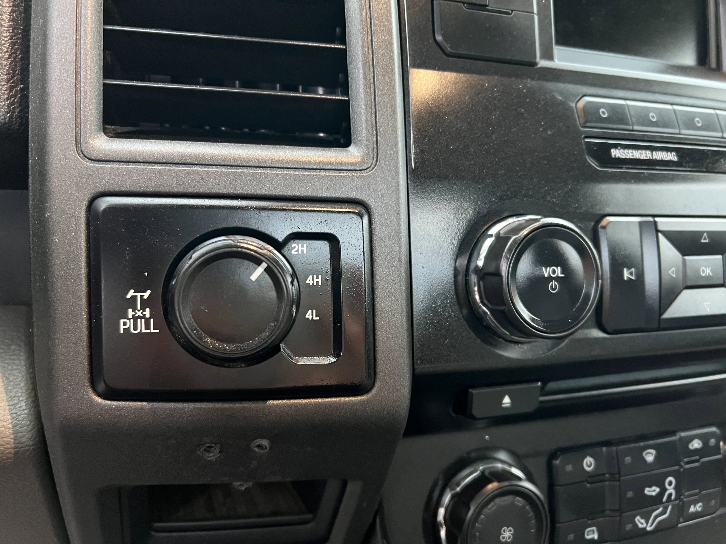 Used 2017 Ford F350 XL image 8