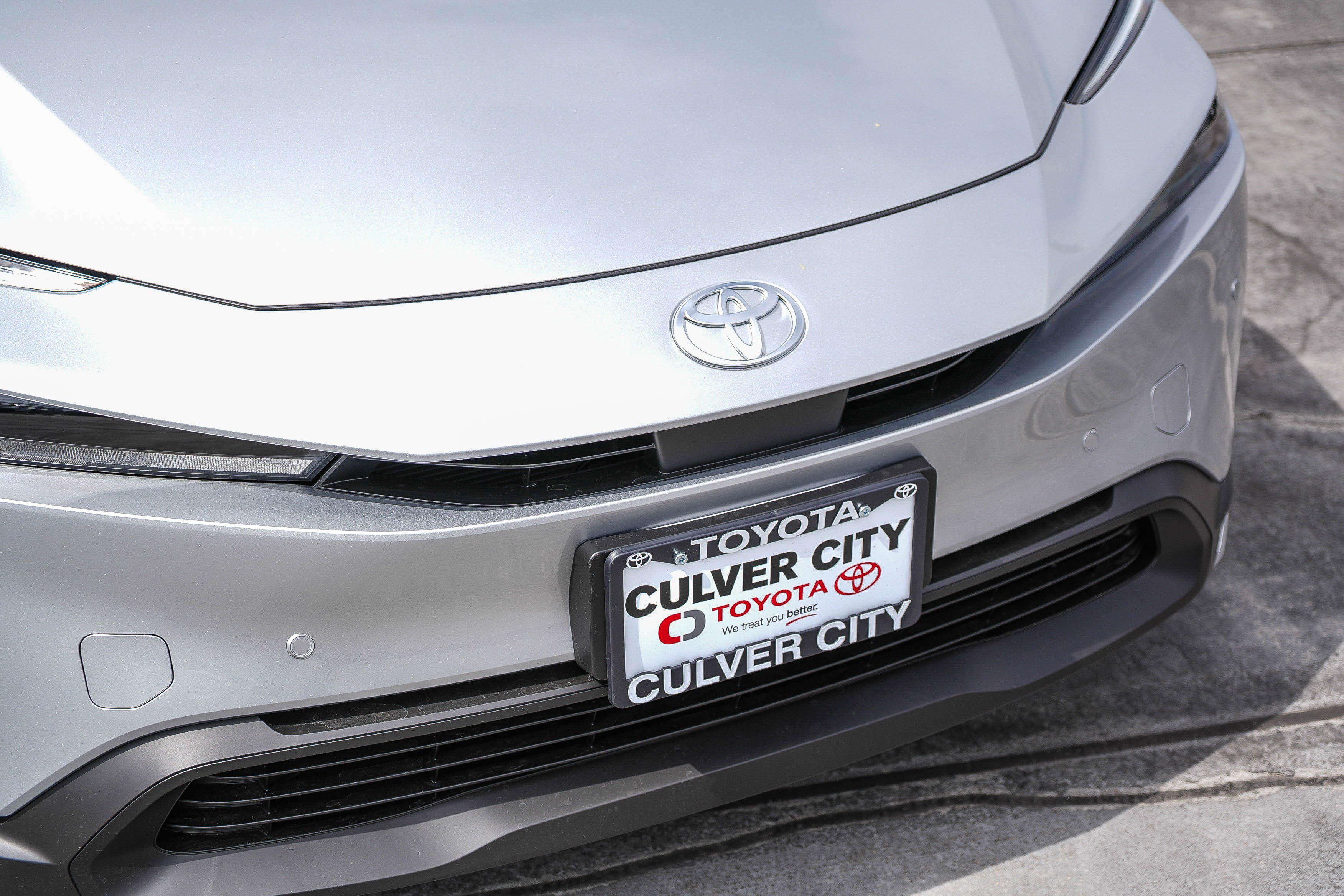 New 2027 Toyota Prius LE FWD image 6