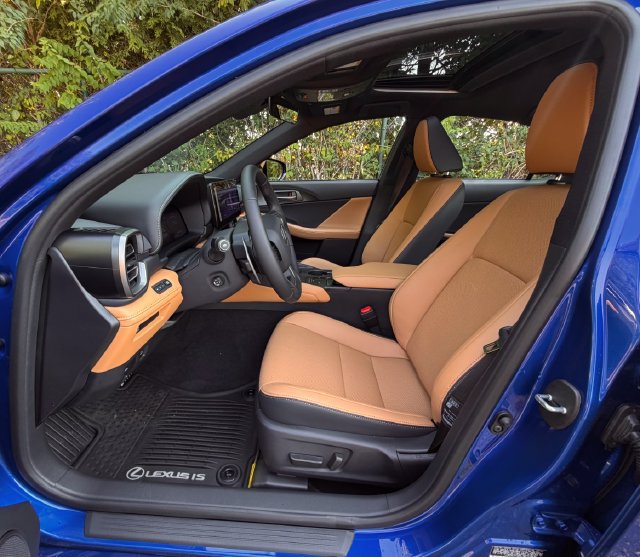 New 2026 Lexus IS 350 F Sport AWD/4WD image 17