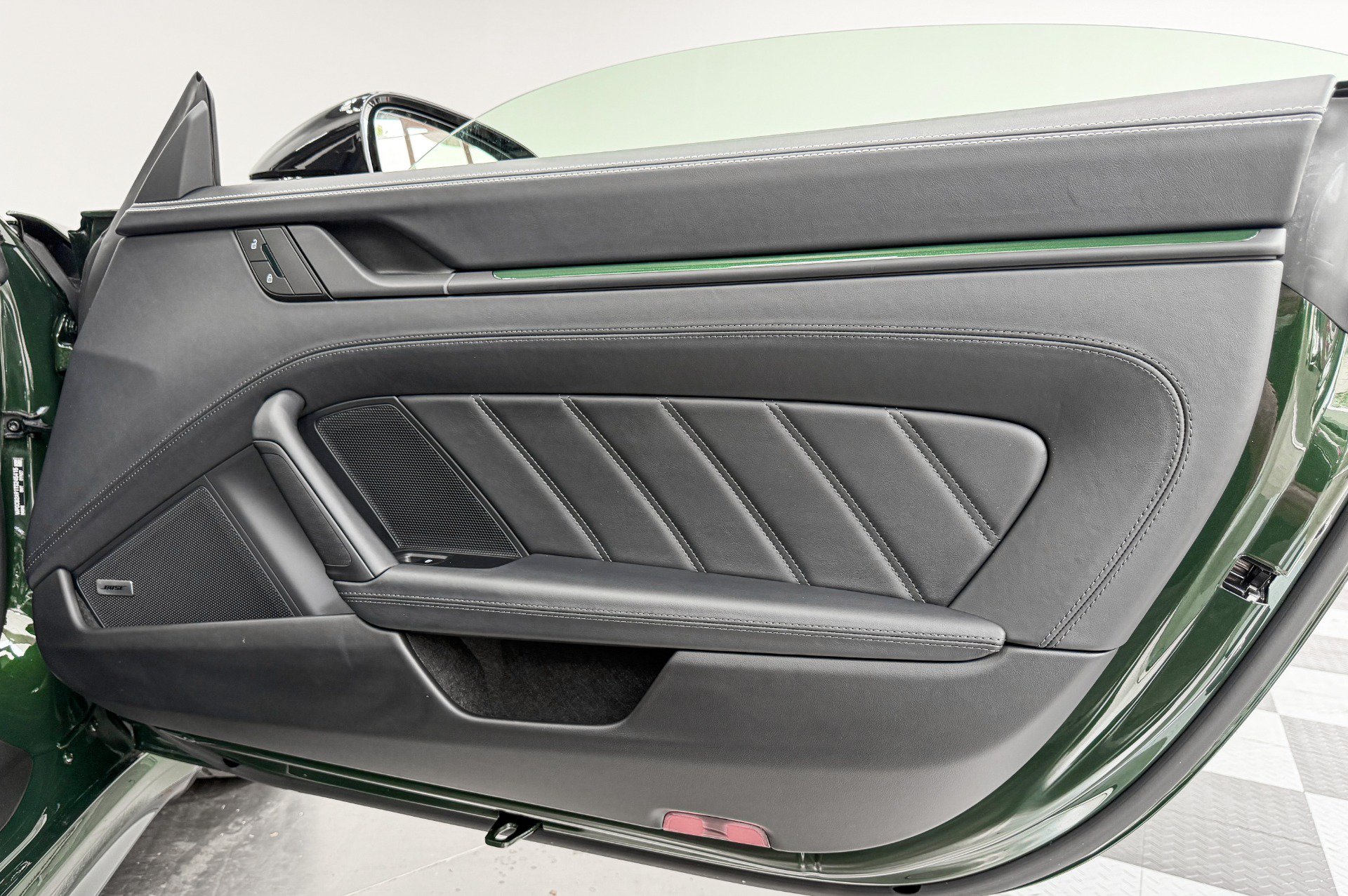 Used 2026 Porsche 911 GTS image 31