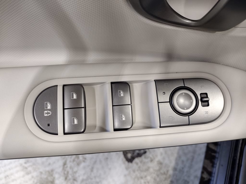 New 2026 Hyundai Ioniq 5 SEL AWD/4WD image 18