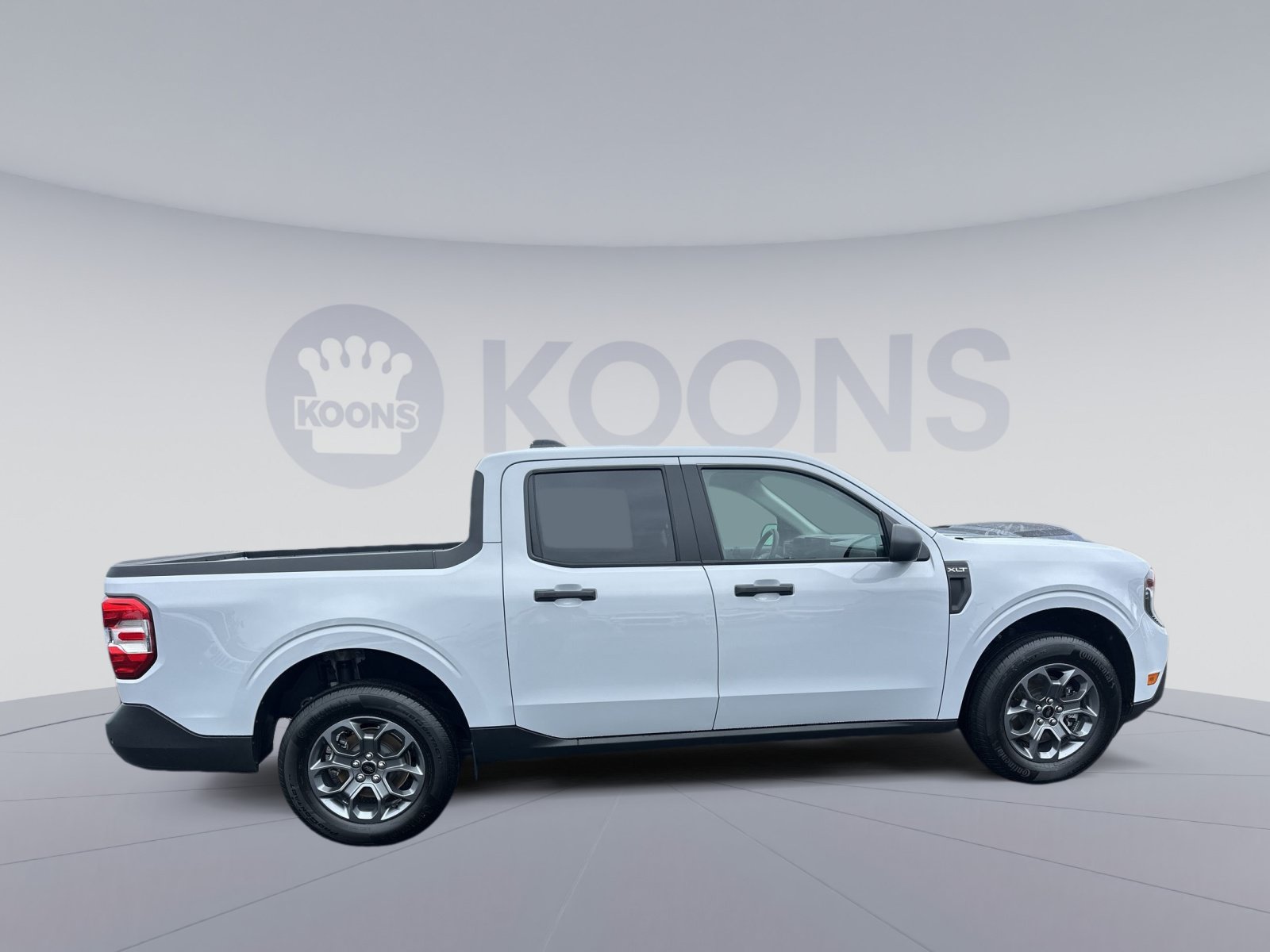 Used 2025 Ford Maverick XLT w/ Equipment Group 302A AWD/4WD image 12