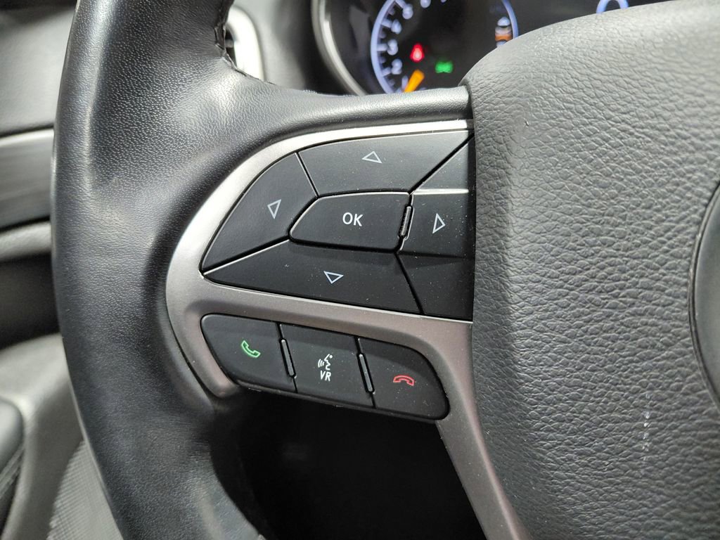 Certified 2021 Jeep Grand Cherokee Laredo X AWD/4WD image 35