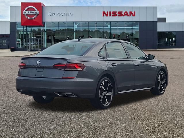 Used 2020 Volkswagen Passat 2.0T R-Line FWD image 7