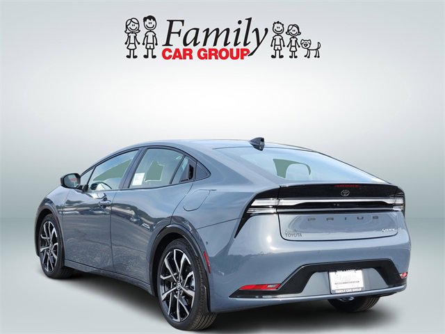 New 2026 Toyota Prius Plug-In Hybrid image 3