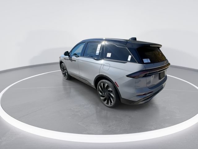New 2026 Lincoln Nautilus Reserve w/ Jet Appearance Package AWD/4WD image 6