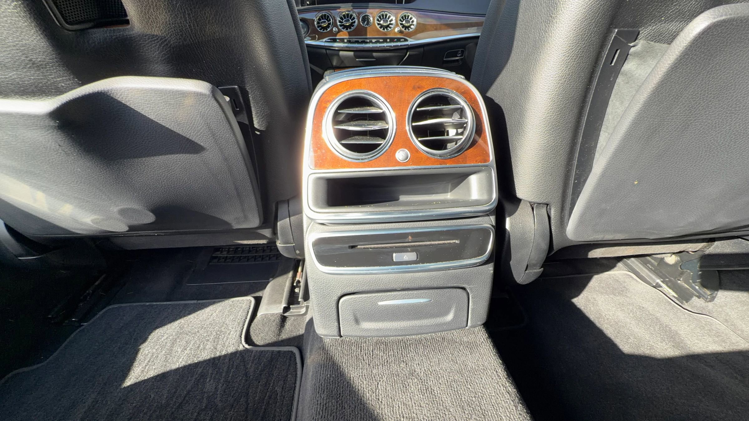 Used 2014 Mercedes-Benz S 550 Sedan w/ Sport Package Plus One image 27