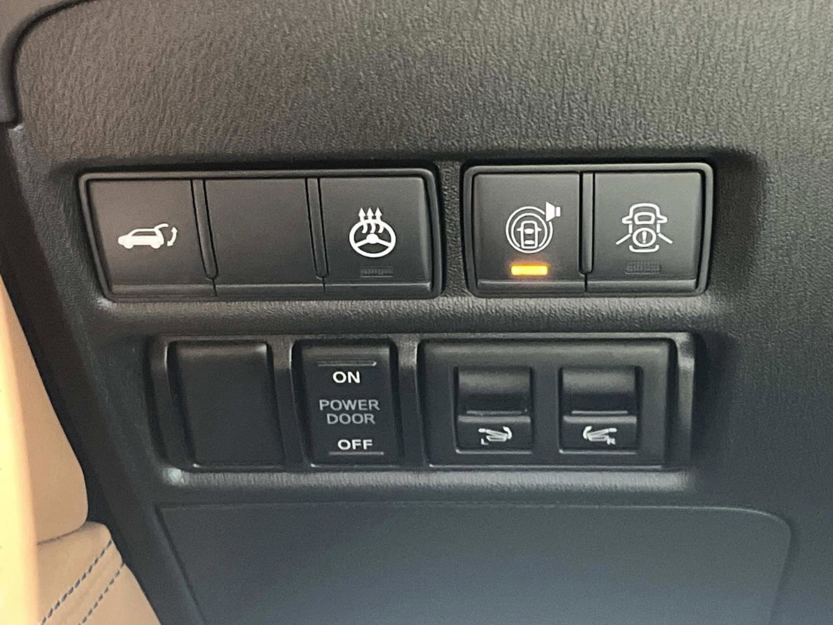 Used 2021 INFINITI QX80 Sensory w/ All-Season Package image 26